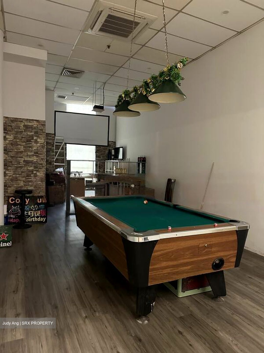 Concorde Shopping Centre (D3), Retail #463764991